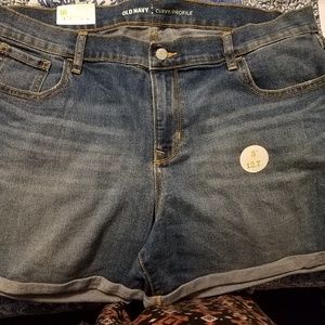 NWT Old Navy 5 inch shorts